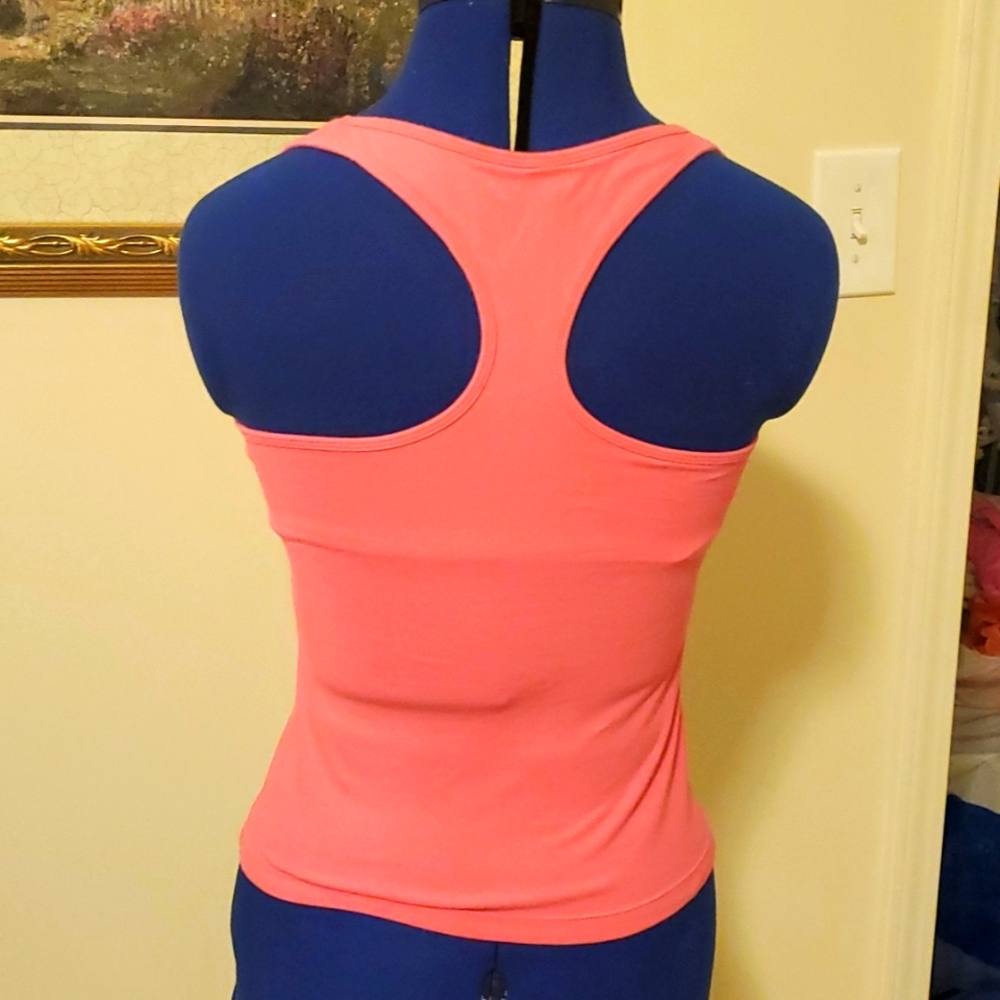 Victoria's secret Racer back workout tank - Picture 3 of 3